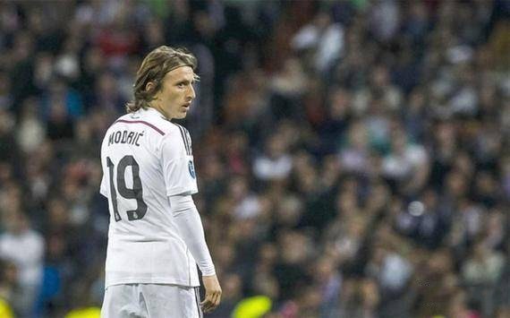 新疆男篮危机：吴冠希李炎哲朱旭航养伤 有望签广东3冠旧将王薪凯